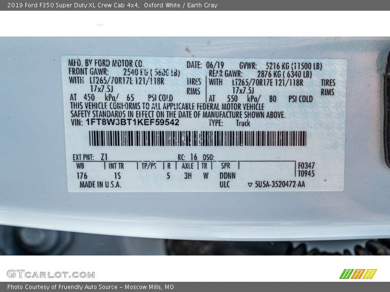 Oxford White / Earth Gray 2019 Ford F350 Super Duty XL Crew Cab 4x4