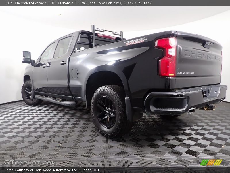 Black / Jet Black 2019 Chevrolet Silverado 1500 Custom Z71 Trail Boss Crew Cab 4WD