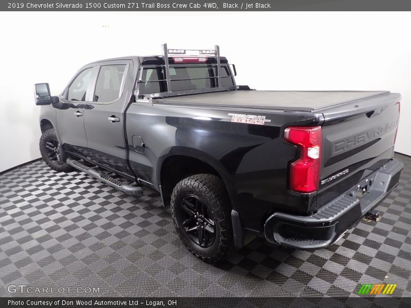 Black / Jet Black 2019 Chevrolet Silverado 1500 Custom Z71 Trail Boss Crew Cab 4WD