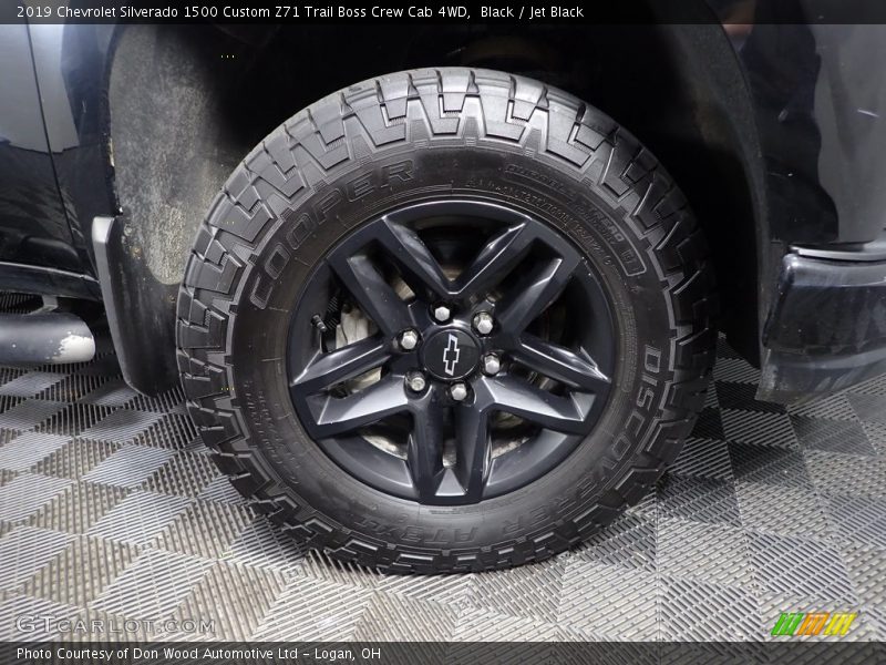 Black / Jet Black 2019 Chevrolet Silverado 1500 Custom Z71 Trail Boss Crew Cab 4WD