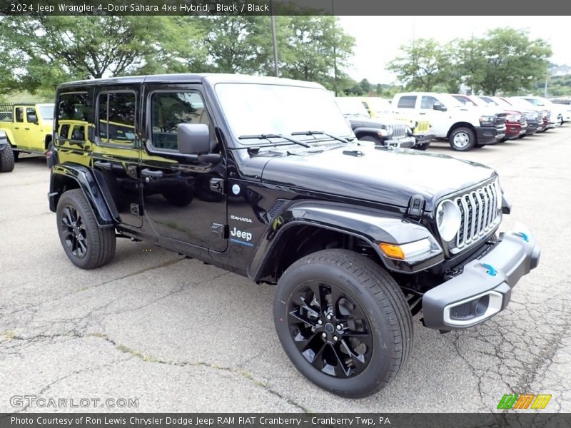 Front 3/4 View of 2024 Wrangler 4-Door Sahara 4xe Hybrid