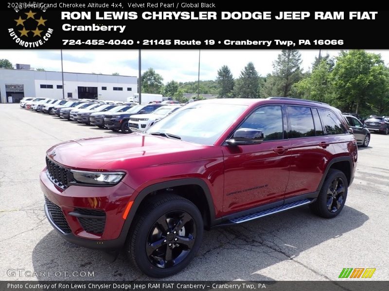 Velvet Red Pearl / Global Black 2023 Jeep Grand Cherokee Altitude 4x4