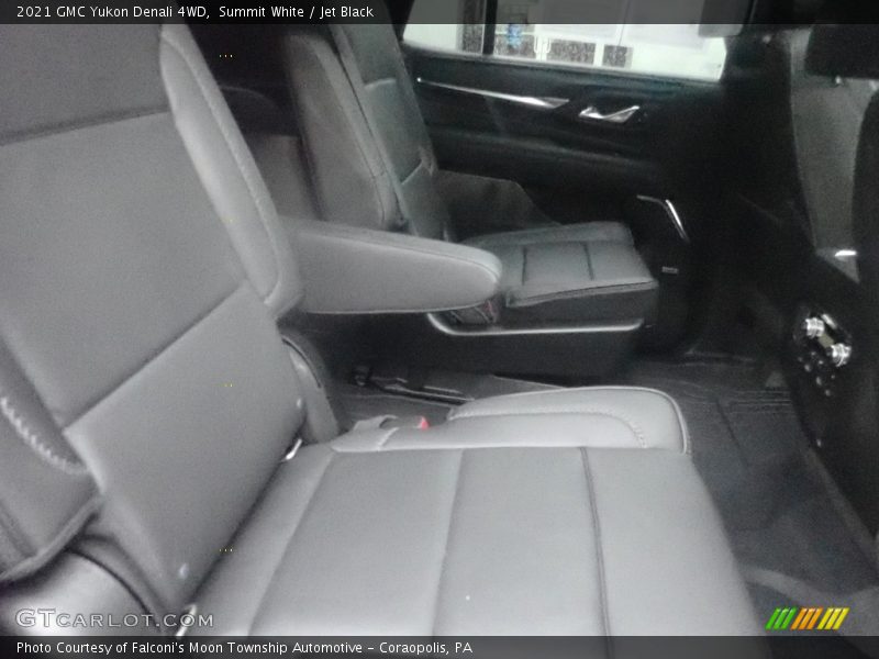 Summit White / Jet Black 2021 GMC Yukon Denali 4WD