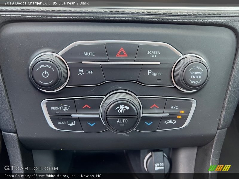 B5 Blue Pearl / Black 2019 Dodge Charger SXT