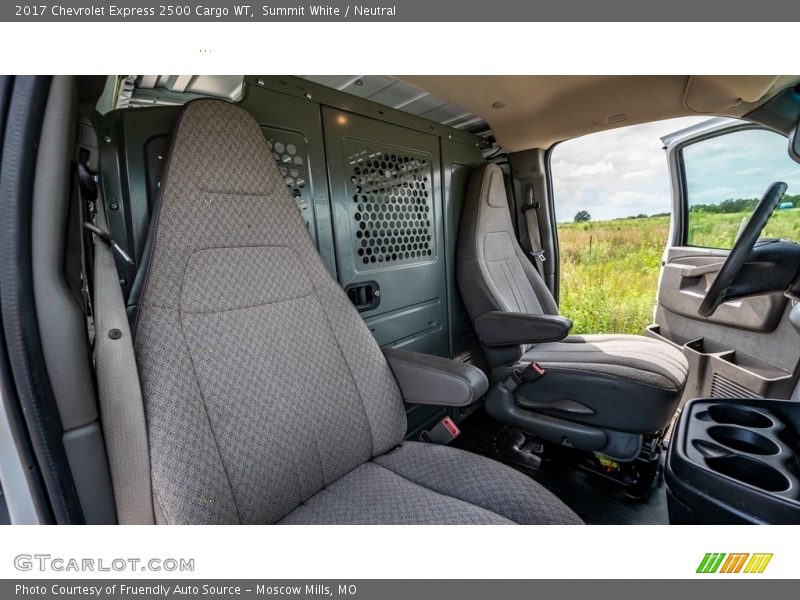 Summit White / Neutral 2017 Chevrolet Express 2500 Cargo WT
