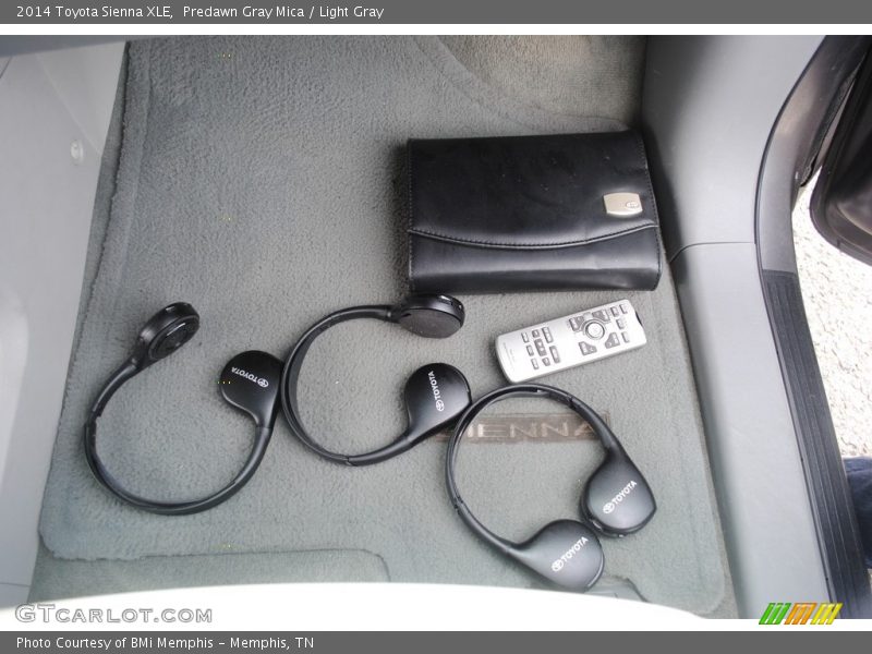 Predawn Gray Mica / Light Gray 2014 Toyota Sienna XLE