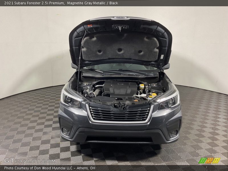 Magnetite Gray Metallic / Black 2021 Subaru Forester 2.5i Premium