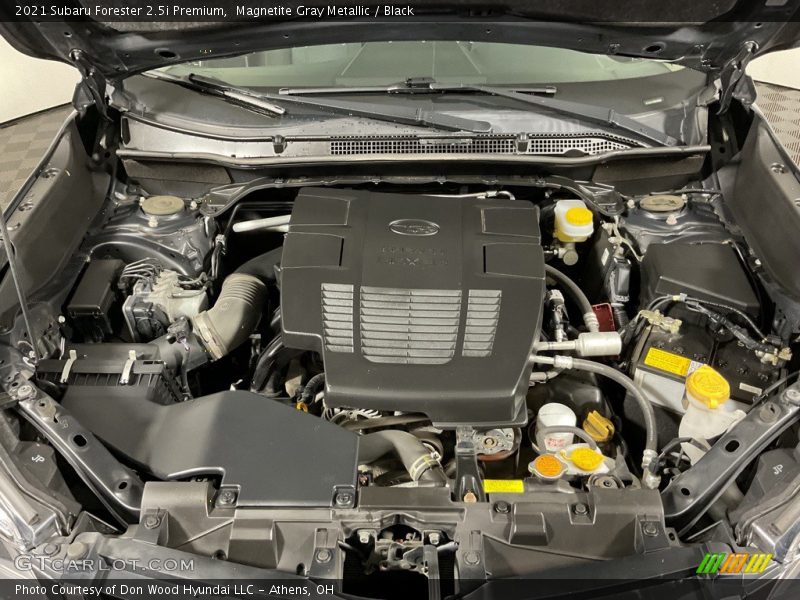 Magnetite Gray Metallic / Black 2021 Subaru Forester 2.5i Premium