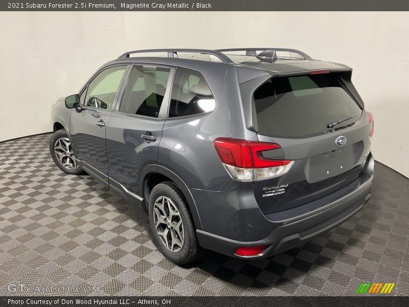 Magnetite Gray Metallic / Black 2021 Subaru Forester 2.5i Premium