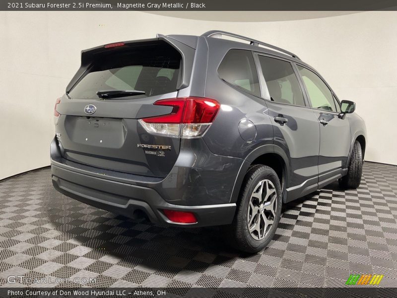 Magnetite Gray Metallic / Black 2021 Subaru Forester 2.5i Premium