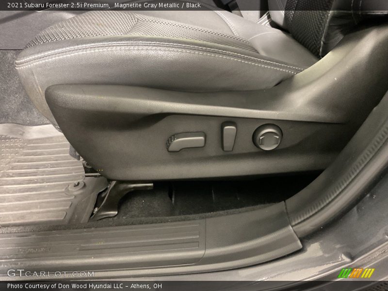 Magnetite Gray Metallic / Black 2021 Subaru Forester 2.5i Premium