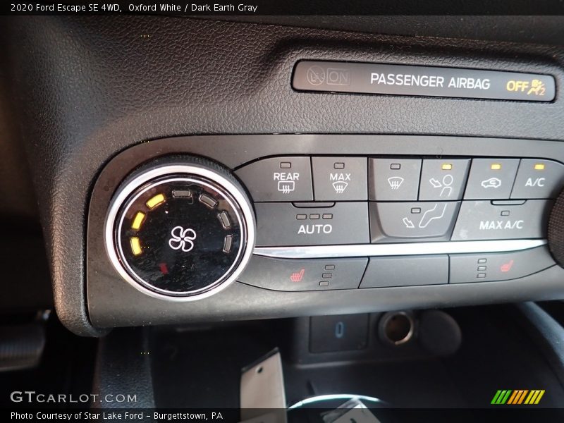 Controls of 2020 Escape SE 4WD