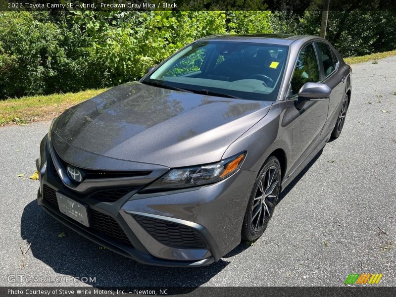 Predawn Gray Mica / Black 2022 Toyota Camry SE Hybrid