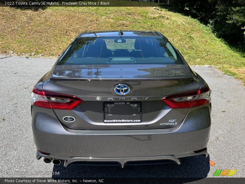 Predawn Gray Mica / Black 2022 Toyota Camry SE Hybrid