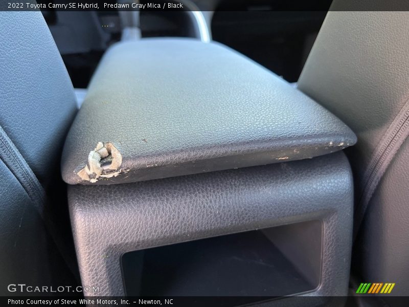 Predawn Gray Mica / Black 2022 Toyota Camry SE Hybrid