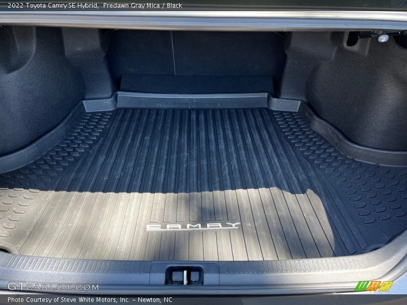 Predawn Gray Mica / Black 2022 Toyota Camry SE Hybrid