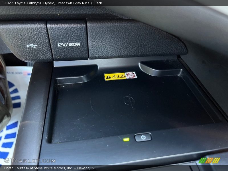 Predawn Gray Mica / Black 2022 Toyota Camry SE Hybrid