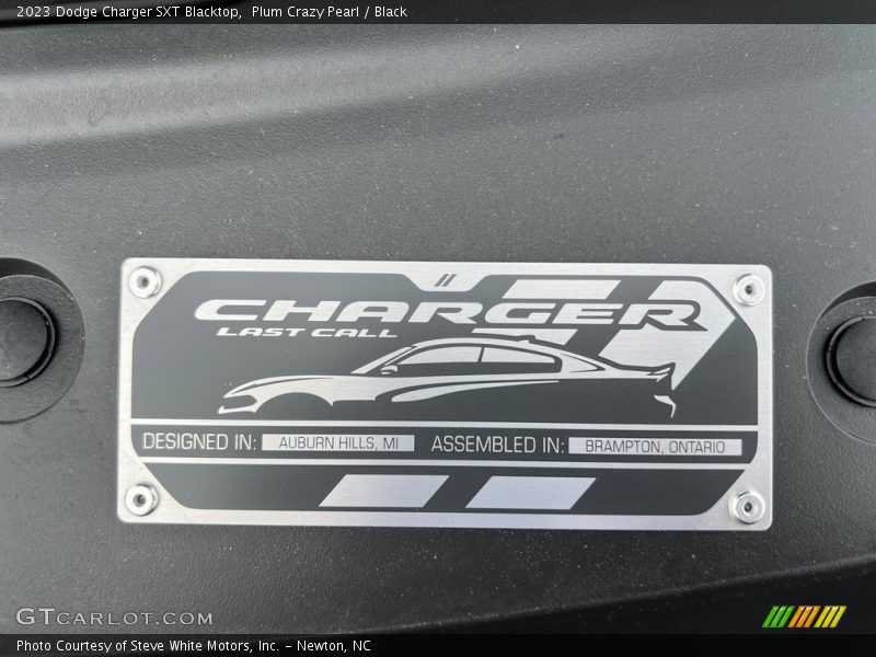 Plum Crazy Pearl / Black 2023 Dodge Charger SXT Blacktop