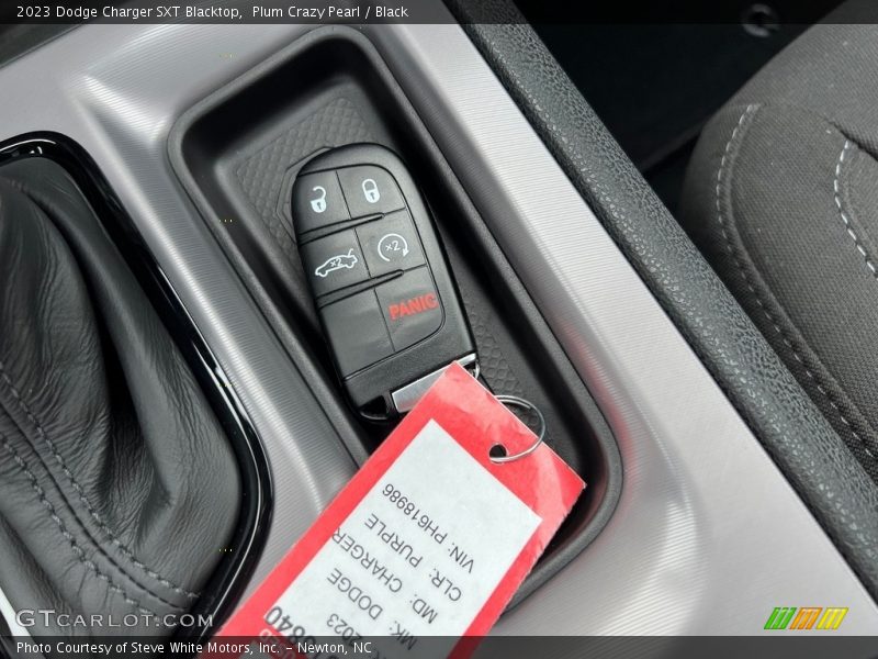 Keys of 2023 Charger SXT Blacktop