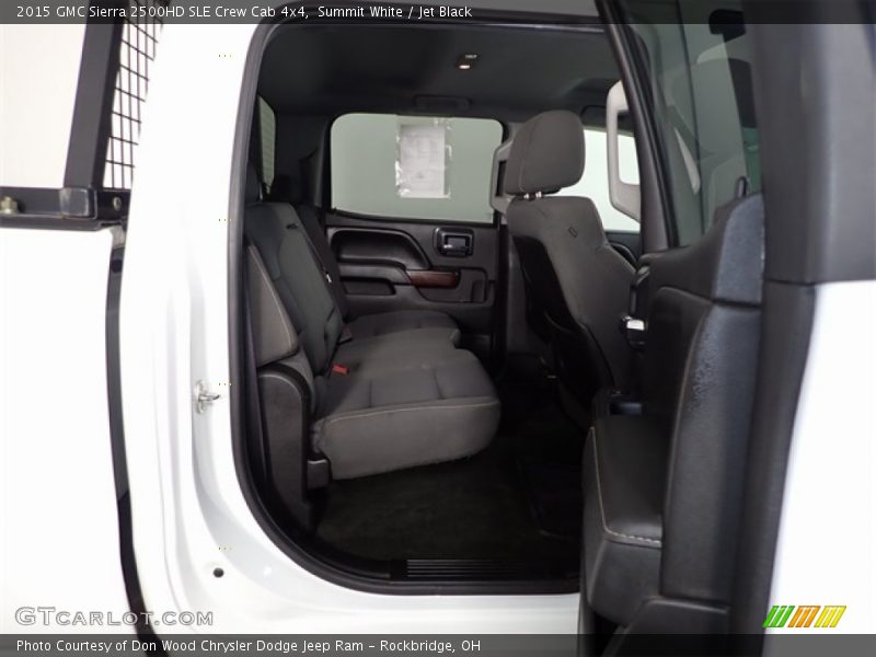 Summit White / Jet Black 2015 GMC Sierra 2500HD SLE Crew Cab 4x4