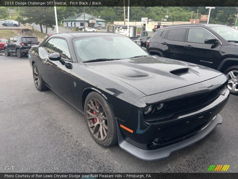 Pitch Black / Black 2016 Dodge Challenger SRT Hellcat