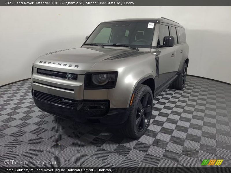 Silicon Silver Metallic / Ebony 2023 Land Rover Defender 130 X-Dynamic SE