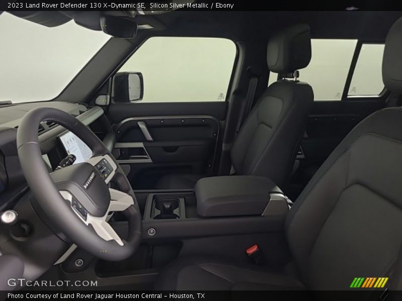 Silicon Silver Metallic / Ebony 2023 Land Rover Defender 130 X-Dynamic SE