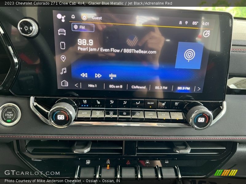 Controls of 2023 Colorado Z71 Crew Cab 4x4