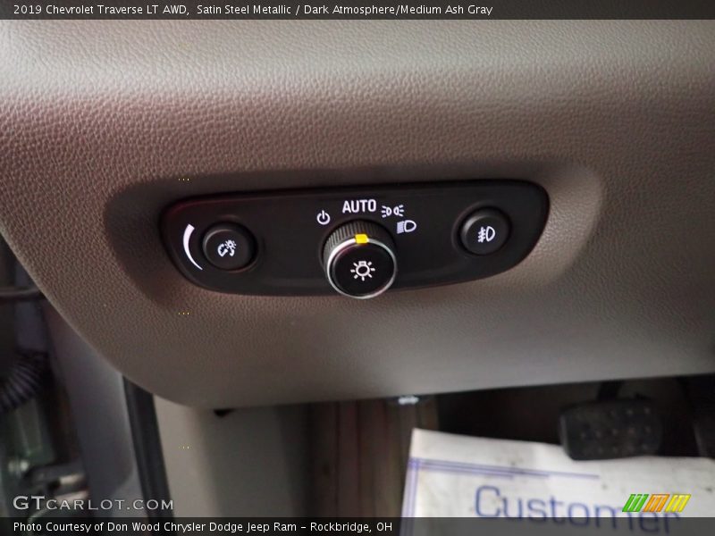 Satin Steel Metallic / Dark Atmosphere/Medium Ash Gray 2019 Chevrolet Traverse LT AWD