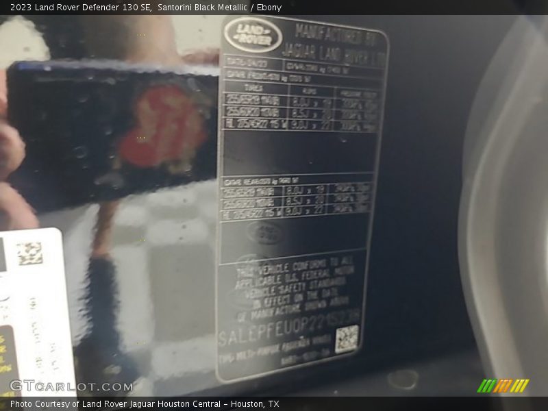 Santorini Black Metallic / Ebony 2023 Land Rover Defender 130 SE
