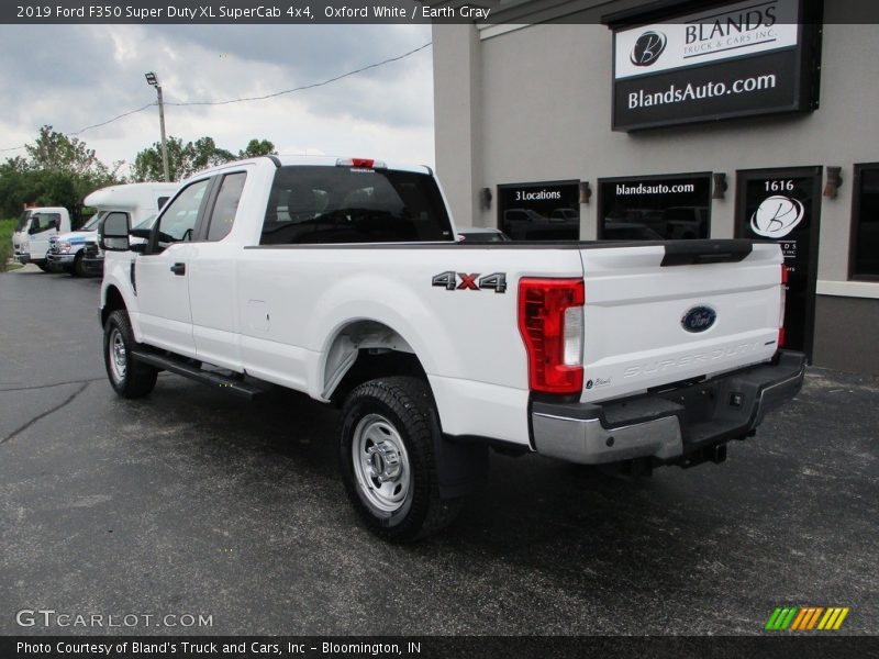 Oxford White / Earth Gray 2019 Ford F350 Super Duty XL SuperCab 4x4