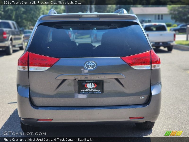 Predawn Gray Mica / Light Gray 2011 Toyota Sienna LE