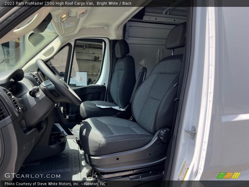 Bright White / Black 2023 Ram ProMaster 2500 High Roof Cargo Van