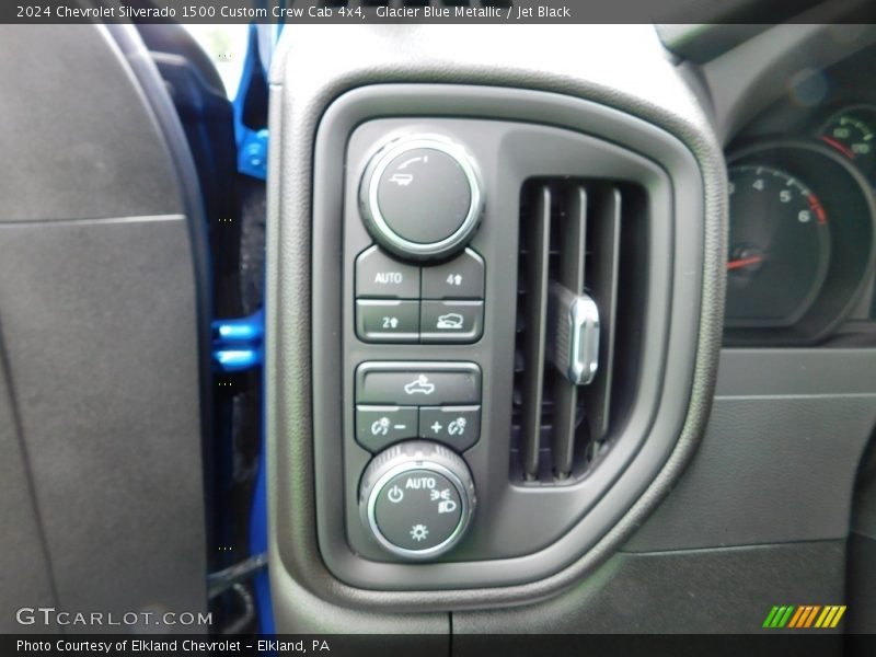 Controls of 2024 Silverado 1500 Custom Crew Cab 4x4