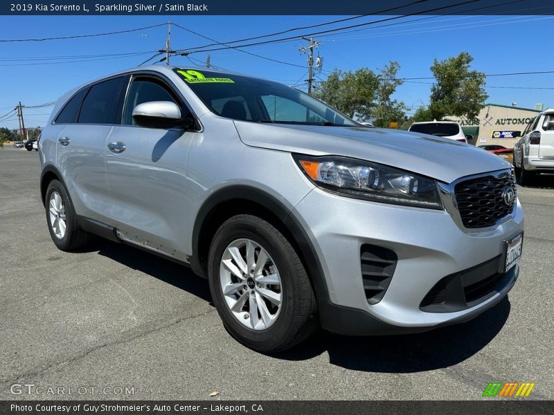 Sparkling Silver / Satin Black 2019 Kia Sorento L