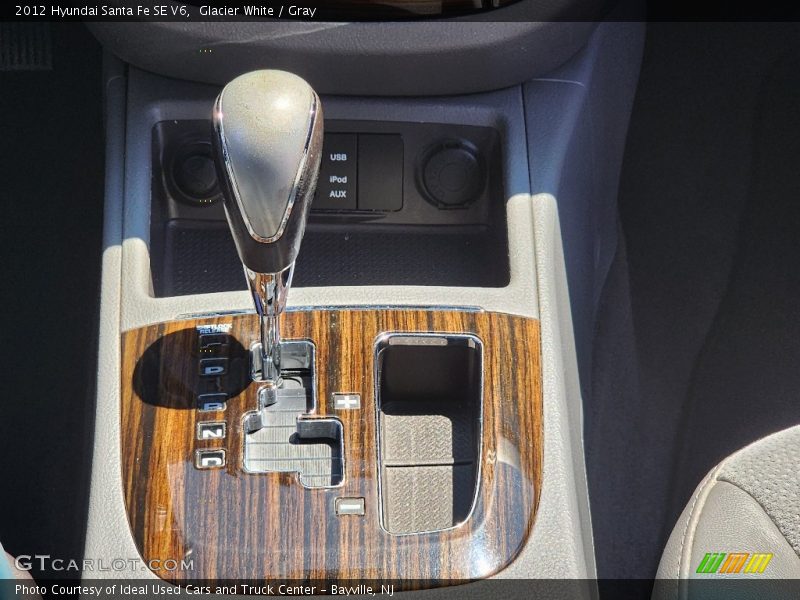 Glacier White / Gray 2012 Hyundai Santa Fe SE V6