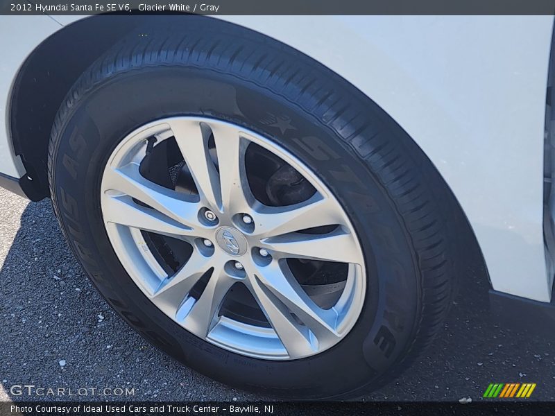 Glacier White / Gray 2012 Hyundai Santa Fe SE V6