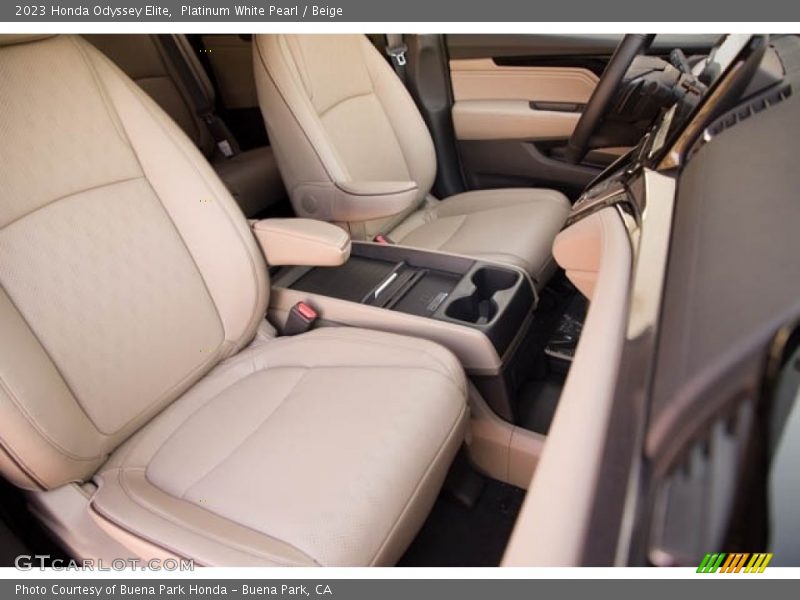 Platinum White Pearl / Beige 2023 Honda Odyssey Elite
