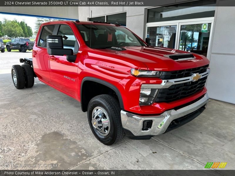Front 3/4 View of 2024 Silverado 3500HD LT Crew Cab 4x4 Chassis