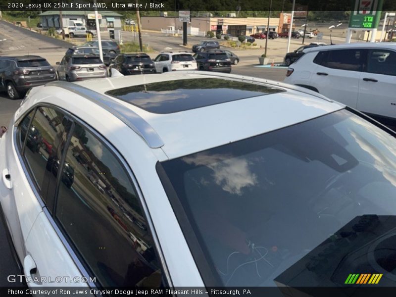 Ultra White / Black 2020 Lexus UX 250h F Sport AWD