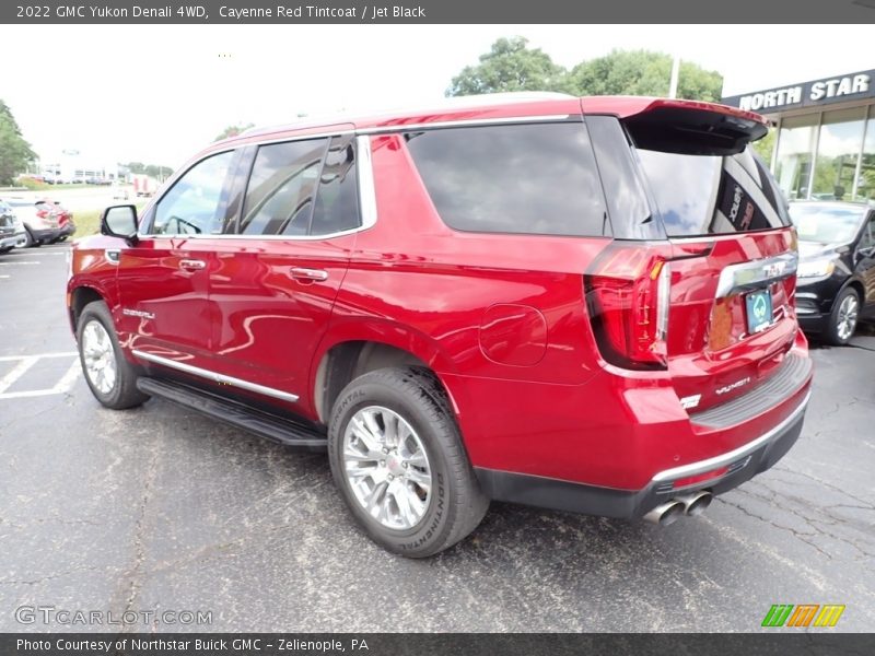 Cayenne Red Tintcoat / Jet Black 2022 GMC Yukon Denali 4WD