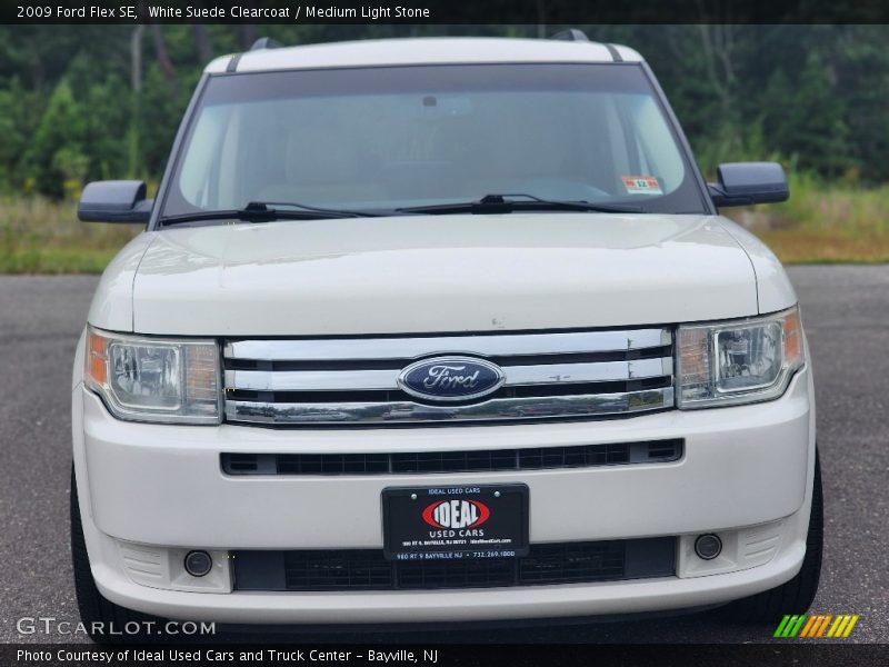 White Suede Clearcoat / Medium Light Stone 2009 Ford Flex SE