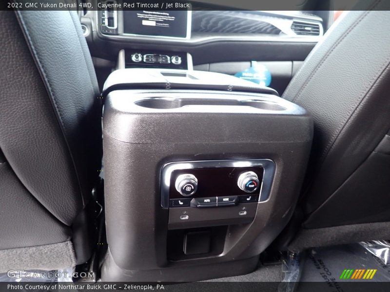 Cayenne Red Tintcoat / Jet Black 2022 GMC Yukon Denali 4WD