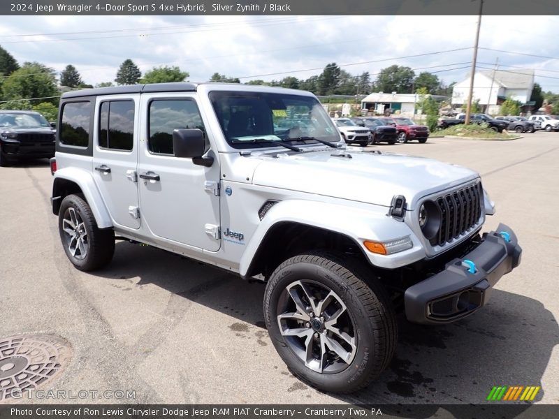 Front 3/4 View of 2024 Wrangler 4-Door Sport S 4xe Hybrid
