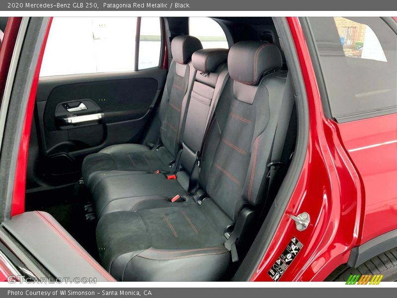 Patagonia Red Metallic / Black 2020 Mercedes-Benz GLB 250