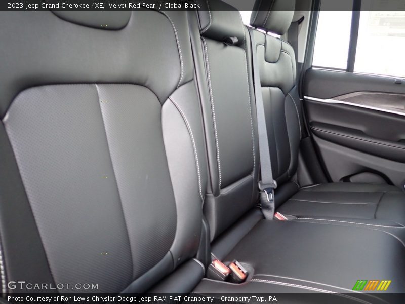 Velvet Red Pearl / Global Black 2023 Jeep Grand Cherokee 4XE