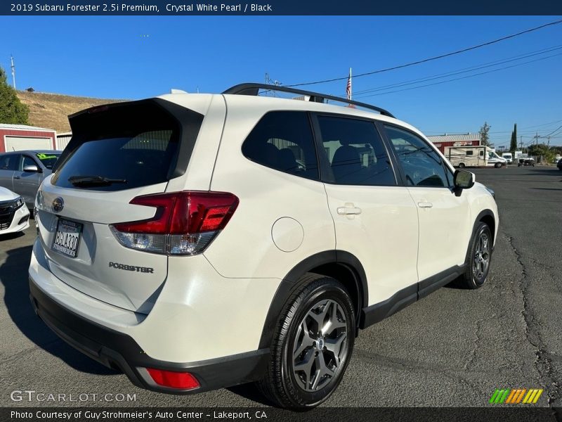 Crystal White Pearl / Black 2019 Subaru Forester 2.5i Premium