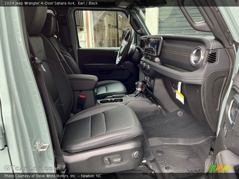 Earl / Black 2024 Jeep Wrangler 4-Door Sahara 4x4