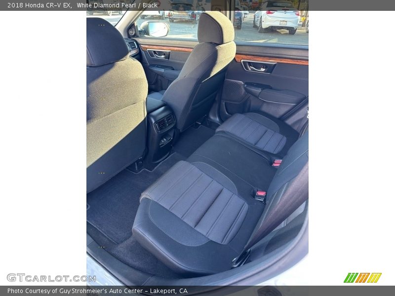 White Diamond Pearl / Black 2018 Honda CR-V EX