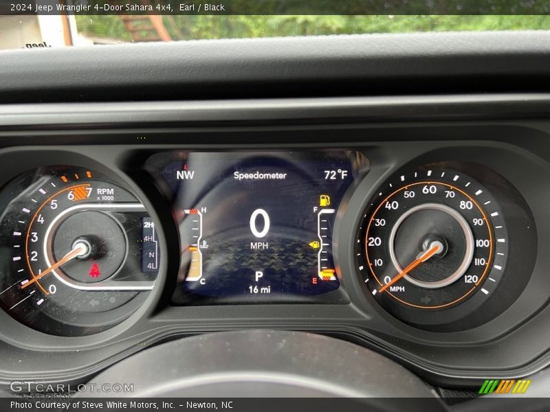  2024 Wrangler 4-Door Sahara 4x4 Sahara 4x4 Gauges